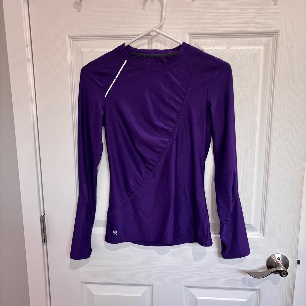 Athleta long sleeve top